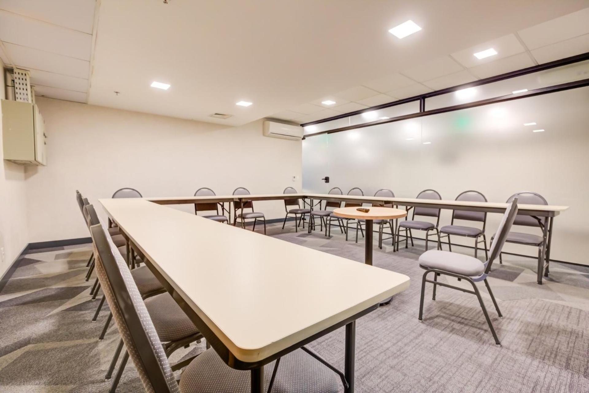 Ibis Budget Nova America 2*
